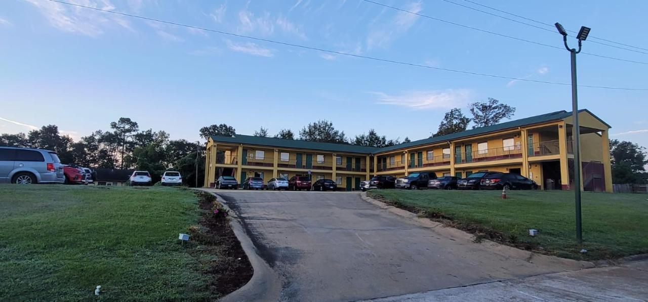 Garden Inn And Suites Near Callaway Gardens Pine Mountain エクステリア 写真
