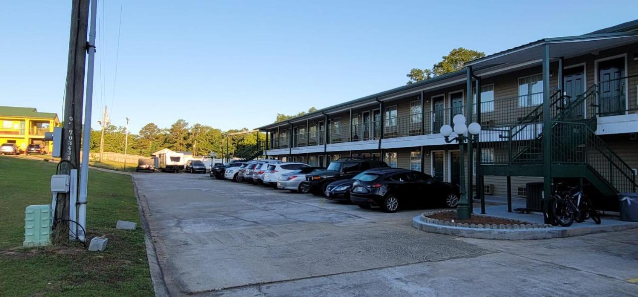 Garden Inn And Suites Near Callaway Gardens Pine Mountain エクステリア 写真