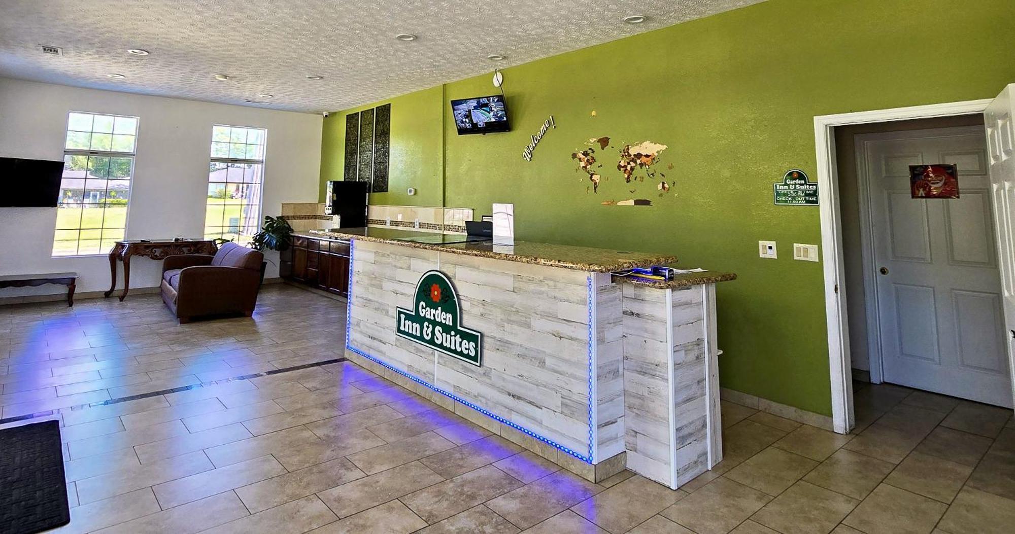 Garden Inn And Suites Near Callaway Gardens Pine Mountain エクステリア 写真