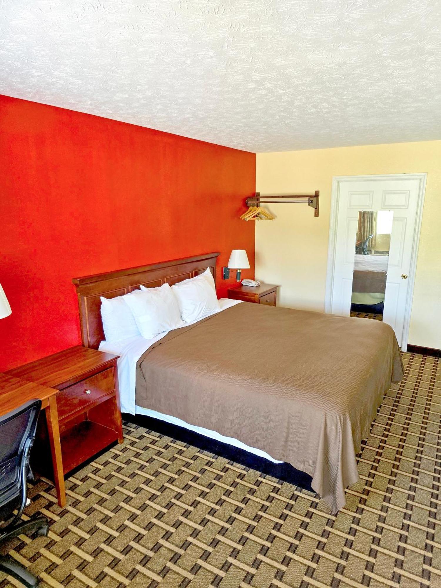 Garden Inn And Suites Near Callaway Gardens Pine Mountain エクステリア 写真