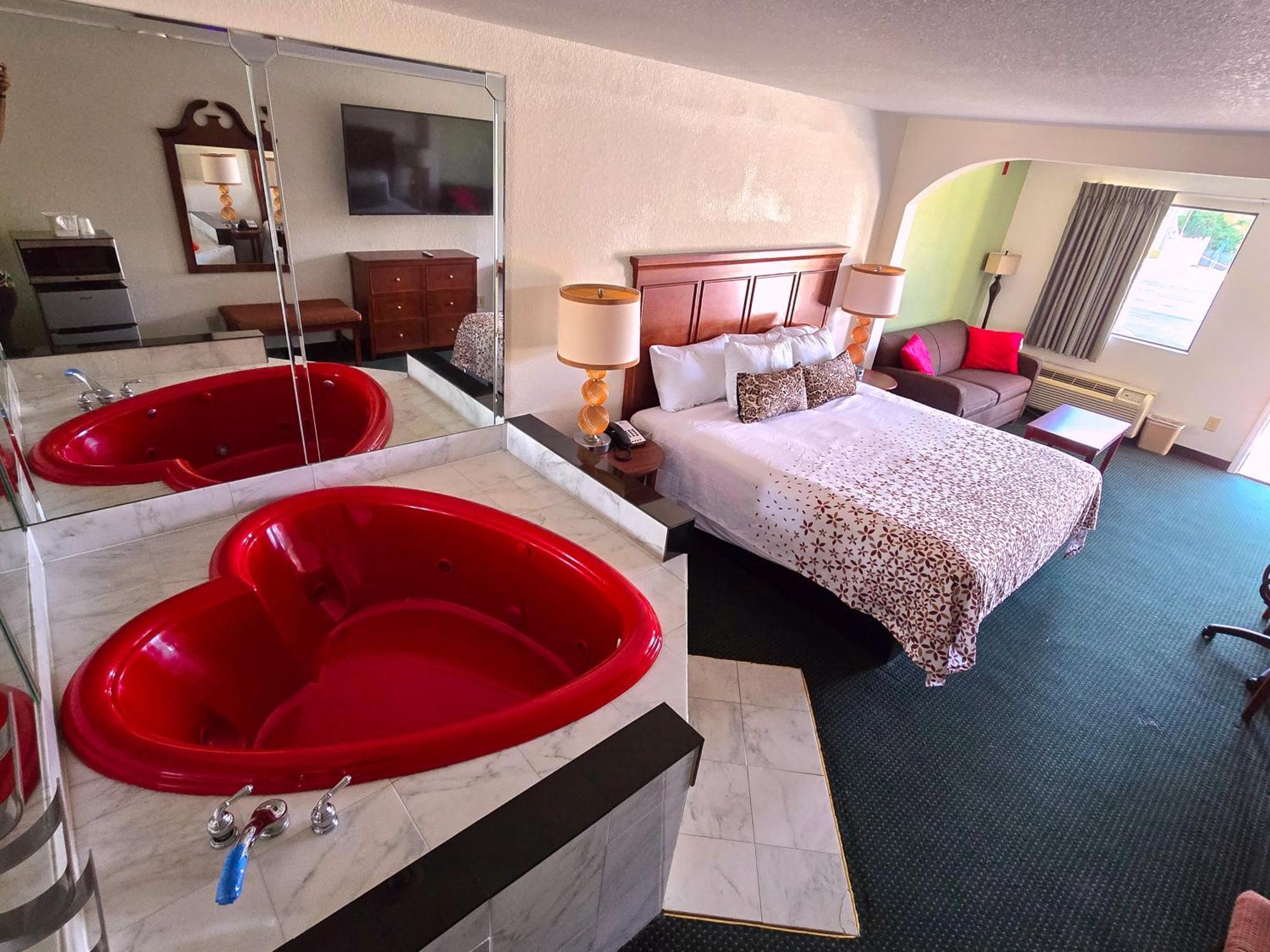 Garden Inn And Suites Near Callaway Gardens Pine Mountain エクステリア 写真