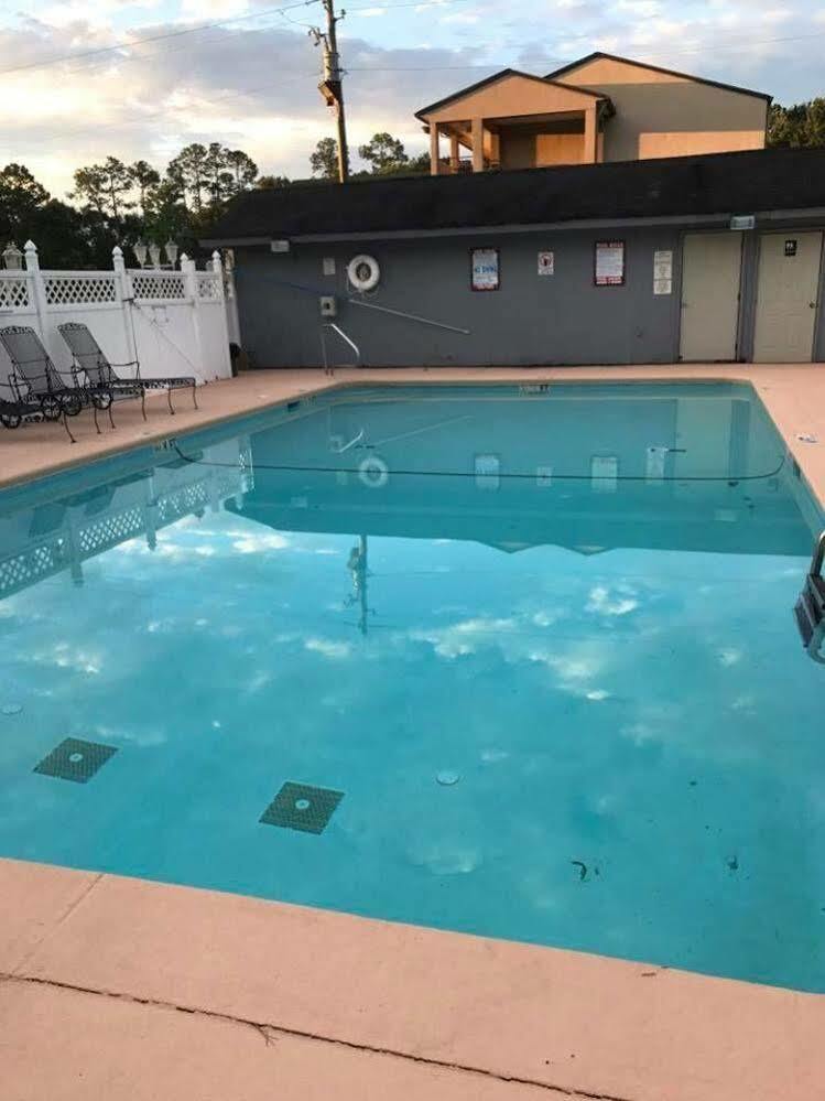 Garden Inn And Suites Near Callaway Gardens Pine Mountain エクステリア 写真